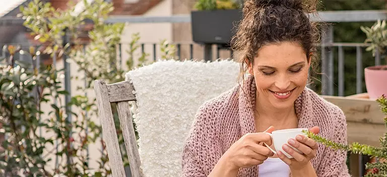 le_tw-autumn-garden_tea_time